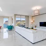 Wonderful Oceanview Luxury By Madeira *