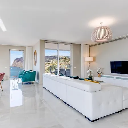 Wonderful Oceanview Luxury By Madeira *
