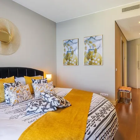 Wonderful Oceanview Luxury By Madeira