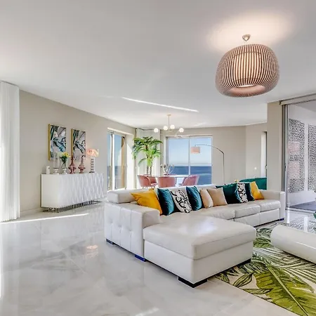 Wonderful Oceanview Luxury By Madeira Lägenhet