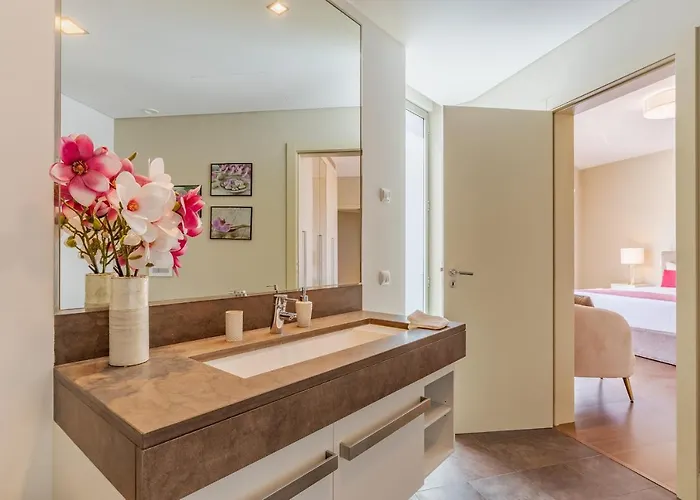 Wonderful Oceanview Luxury By Madeira *