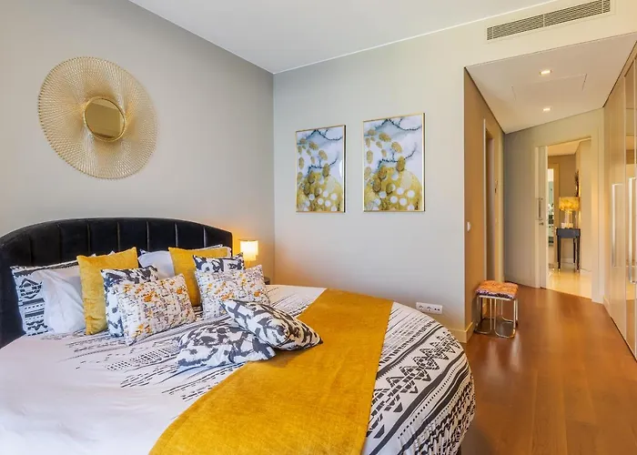 Wonderful Oceanview Luxury By Madeira