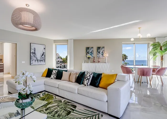 公寓 Wonderful Oceanview Luxury By Madeira