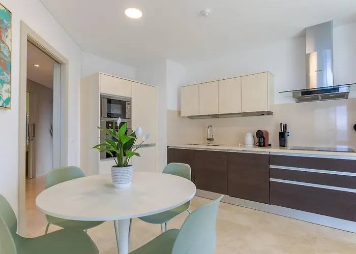 公寓 Wonderful Oceanview Luxury By Madeira
